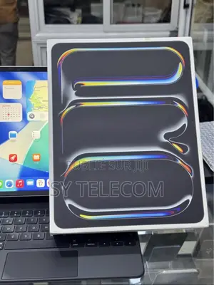 Photo - New Apple iPad Wi-Fi 1 TB Black