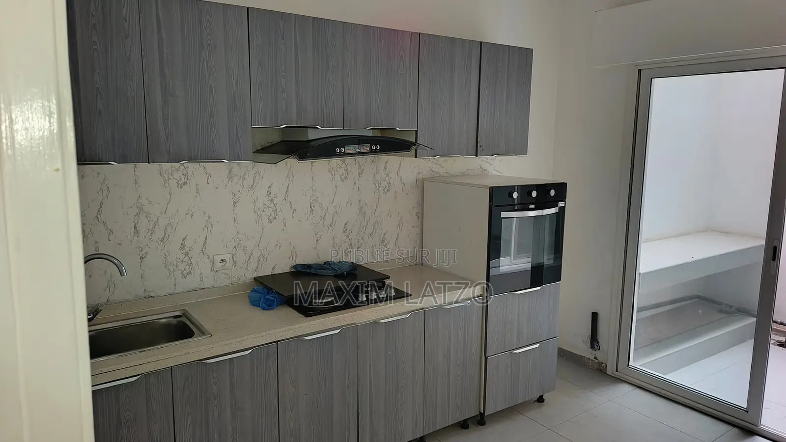 3chbre Appartement dans Ngor à Louer