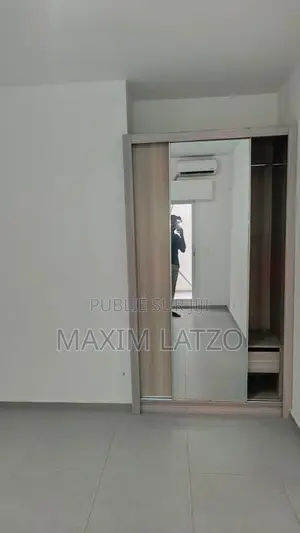 3chbre Appartement dans Ngor à Louer