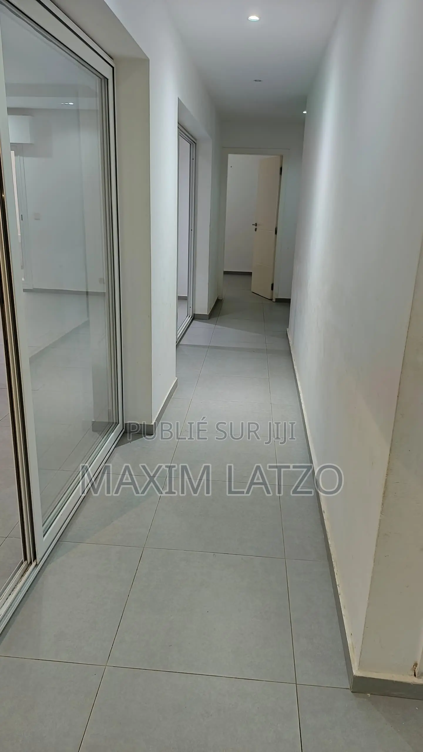 3chbre Appartement dans Ngor à Louer