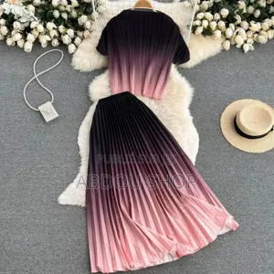 Photo - Ensemble Jupe Body Combinaison Disponible