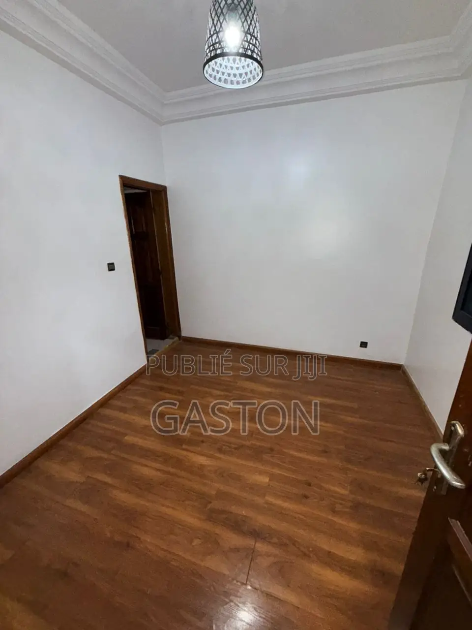 3chbre Appartement dans Katos Immo, Grand Yoff à Louer