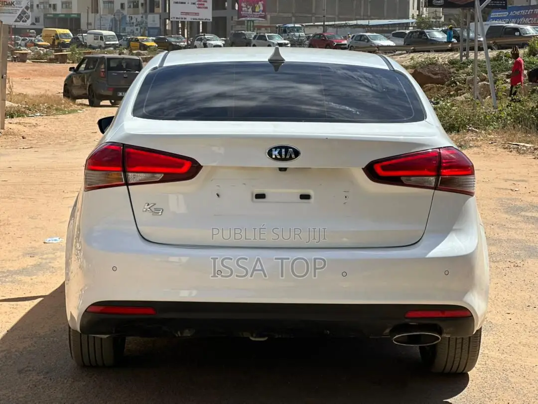 Kia K3000 2017 Blanc