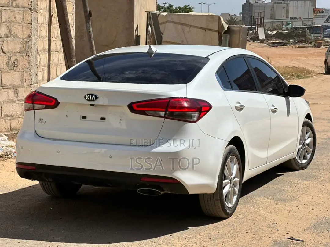 Kia K3000 2017 Blanc