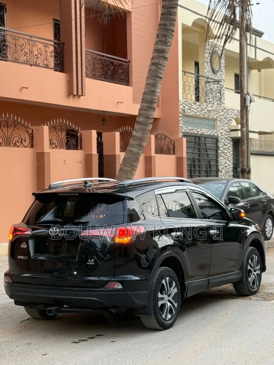 Toyota RAV4 Limited FWD (2.5L 4cyl 6A) 2017 Black