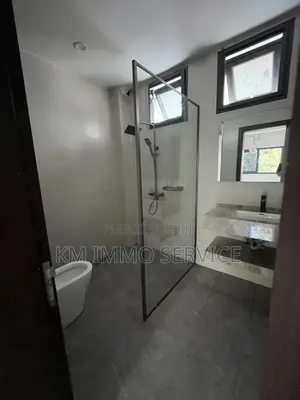 3chbre Appartement dans Cité Keur Gorgui, Région de Dakar à Louer
