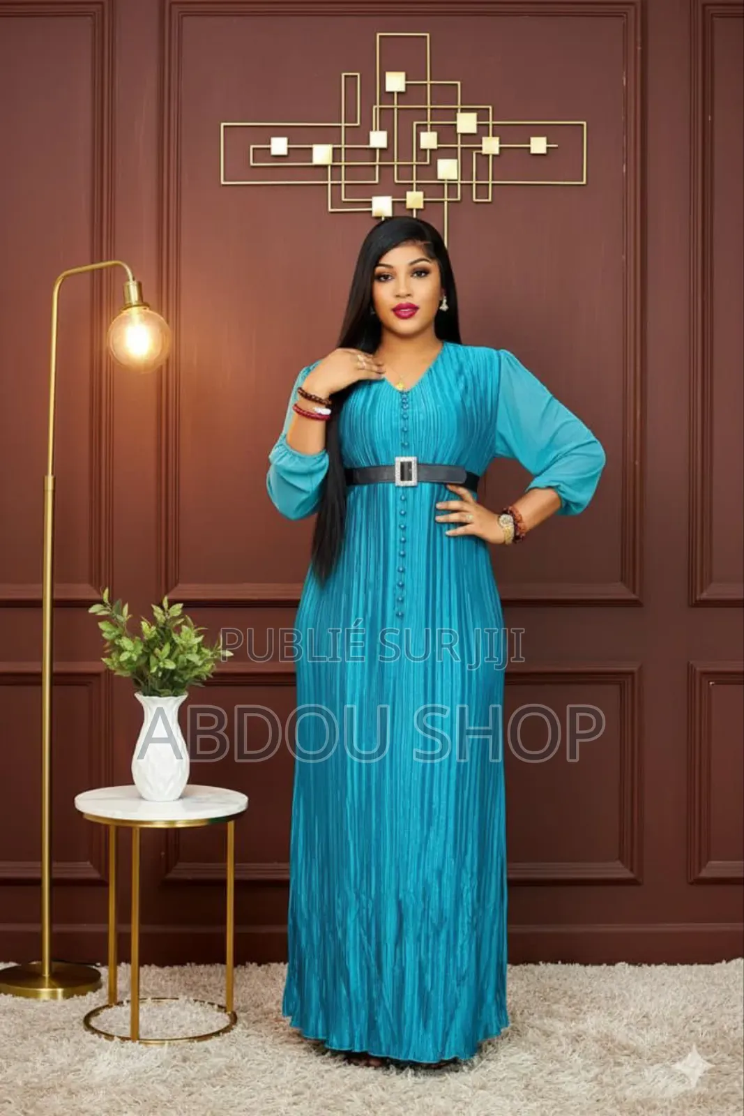 Robe Taille Basse Avec Ceinture Disponible