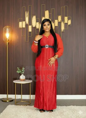 Robe Taille Basse Avec Ceinture Disponible