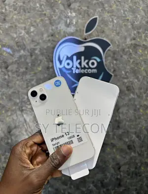Photo - New Apple iPhone 13 128 GB Blanc