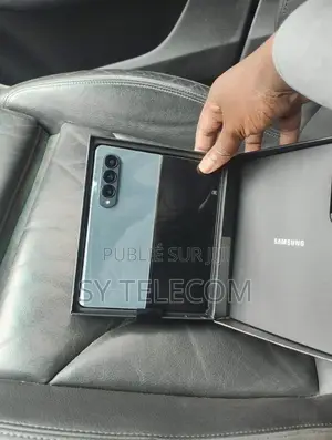 Photo - New Samsung Galaxy Z Fold4 512 GB Gris