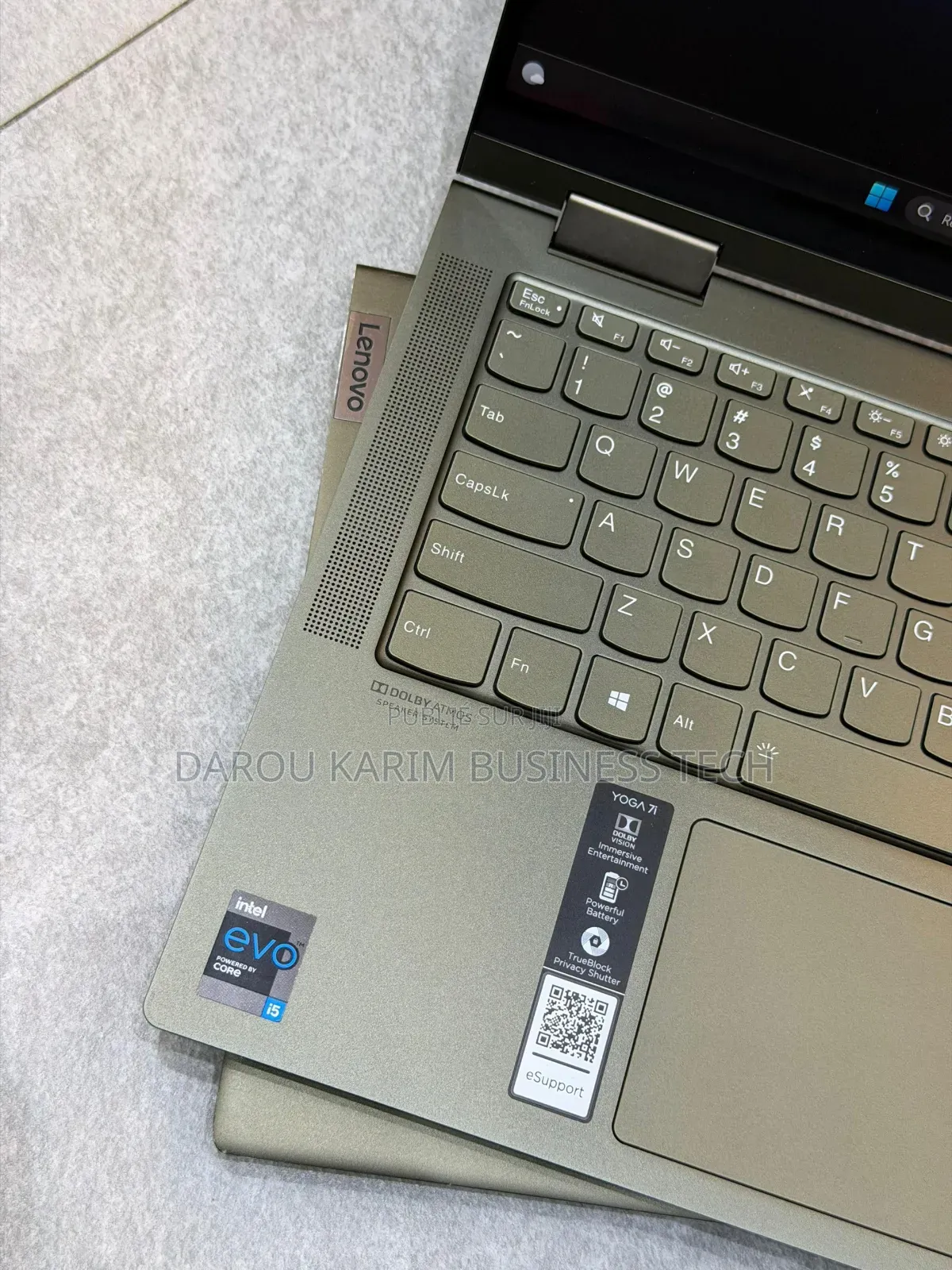 New Lenovo Yoga 7 15ITL5 12GB Intel Core I5 SSD 512GB