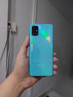 Photo - New Samsung Galaxy A51 5G 128 GB Vert