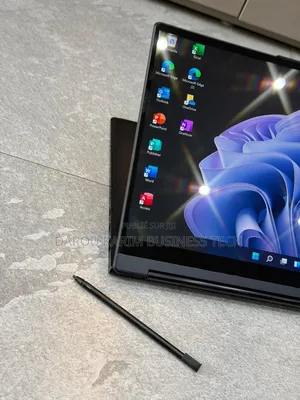 New Ordinateur portable Lenovo Yoga 9i 16GB Intel Core i7 SSD 512GB