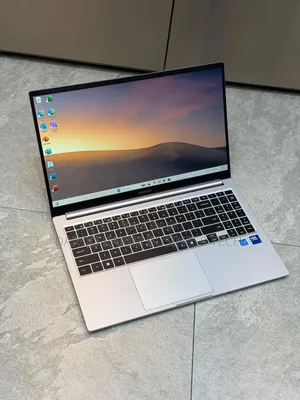 Photo - New Samsung Galaxy Book4 16GB Intel Core I7 SSD 512GB