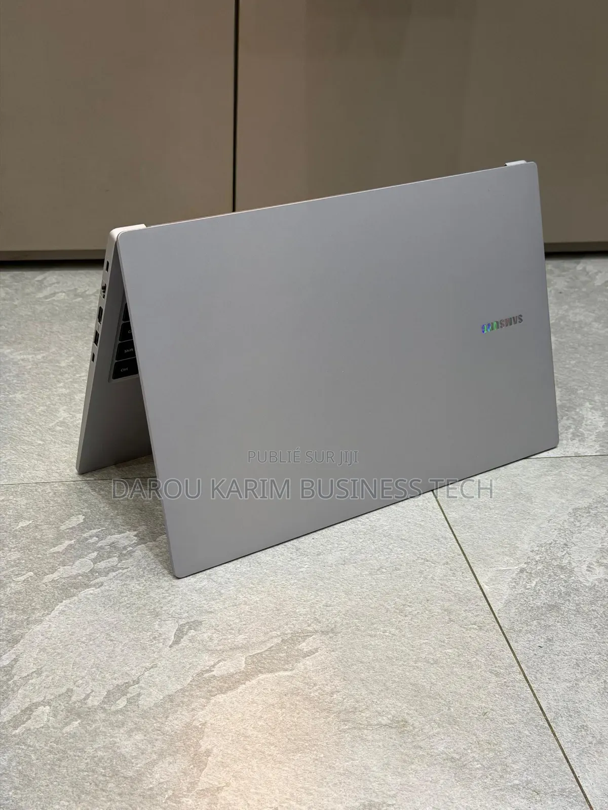 New Samsung Galaxy Book4 16GB Intel Core I7 SSD 512GB