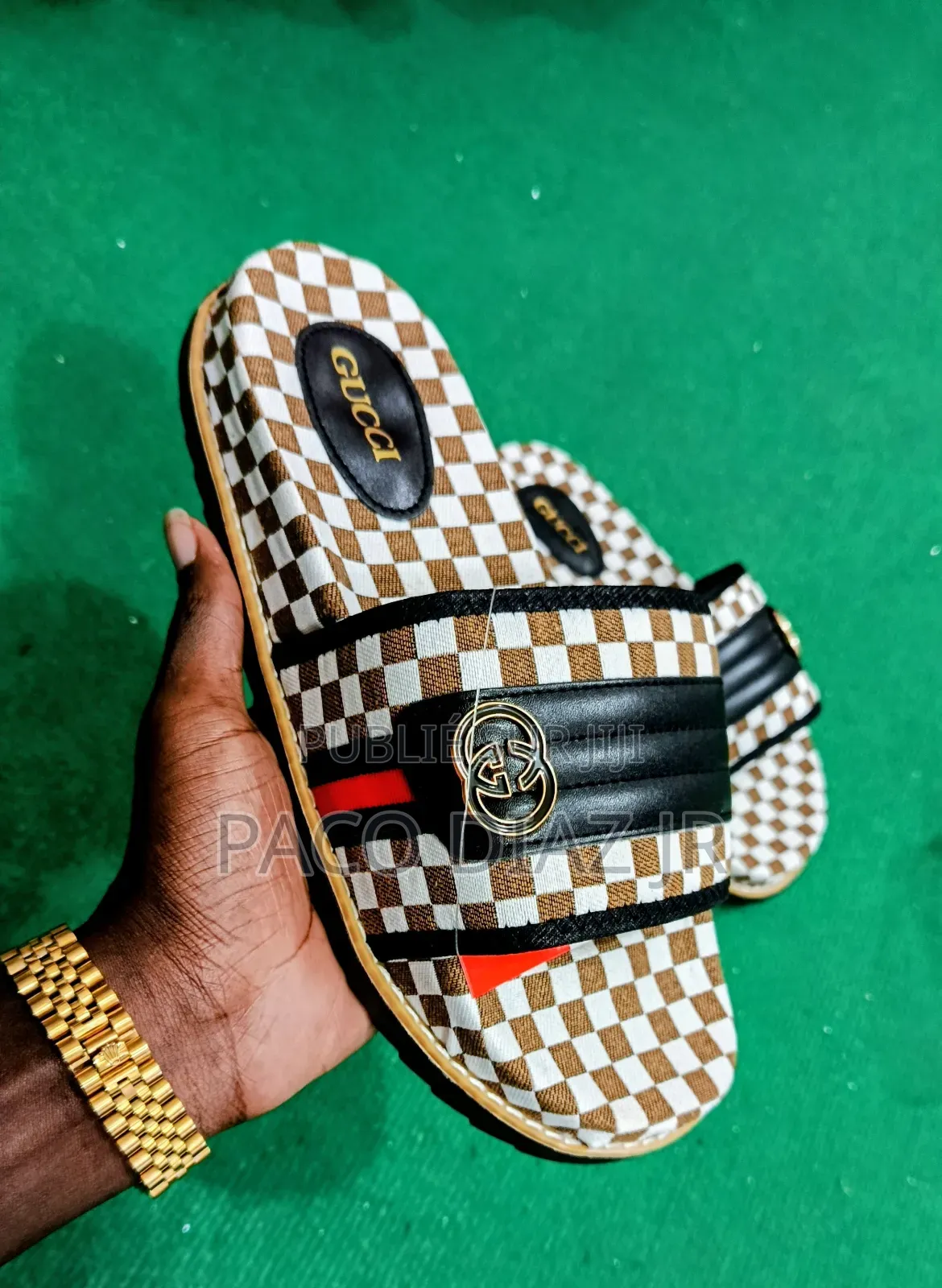 Chaussures Claquettes Gucci