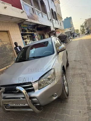 Photo - Toyota RAV4 2010