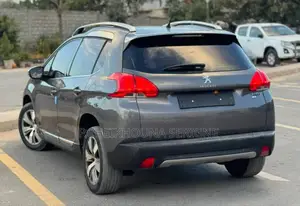 Peugeot 2008 2016 Gris