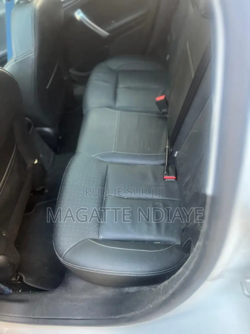 Peugeot 208 2016 Blanc