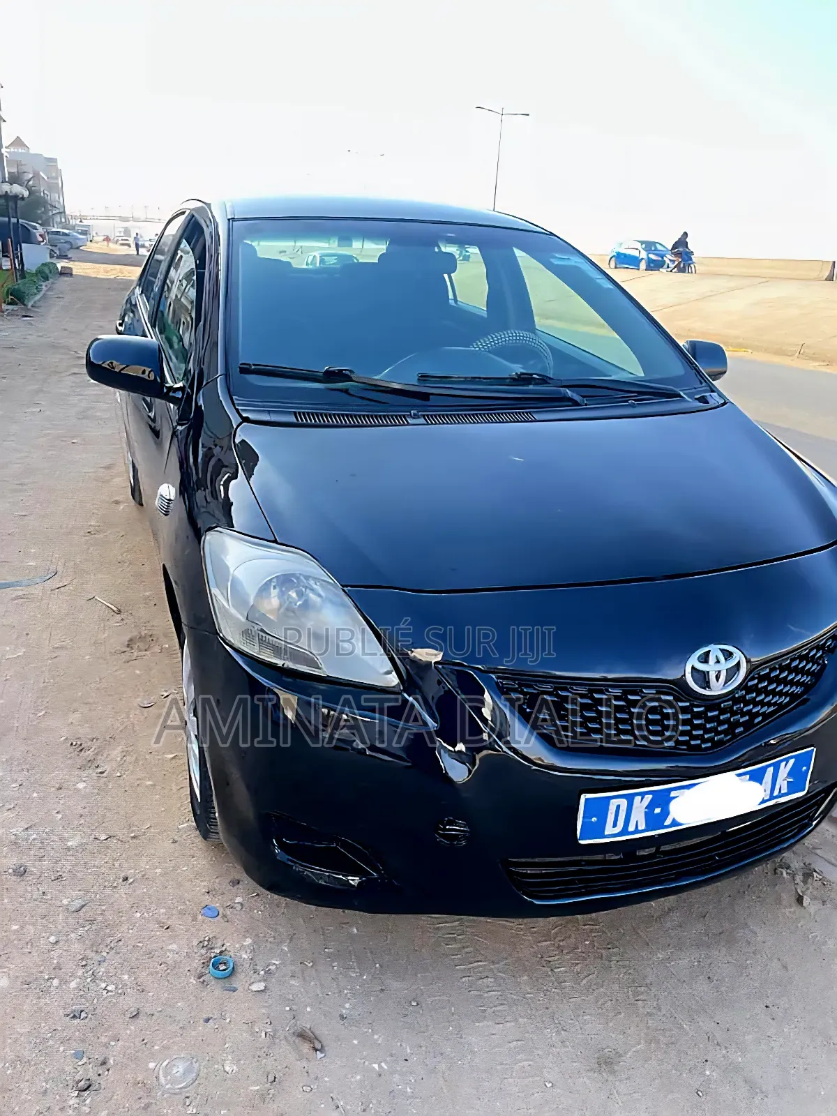 Toyota Yaris Base Hatchback 3dr 2010 Black