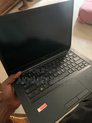 Photo - Ordinateur de bureau Dell Precision 7920 8GB Intel Core i5 SSD 128GB