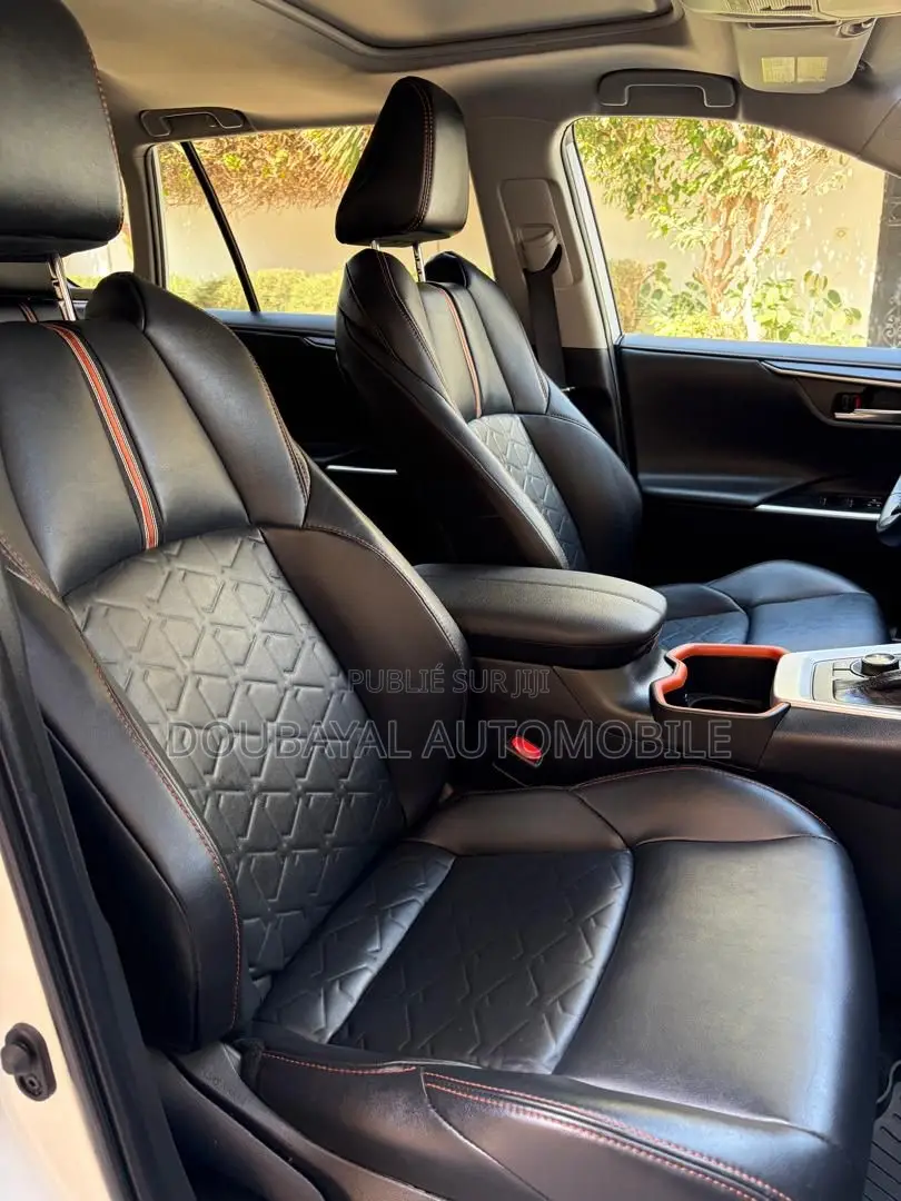 Toyota RAV4 Limited 2022 Black