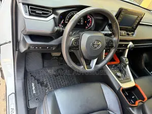 Toyota RAV4 Limited 2022 Black