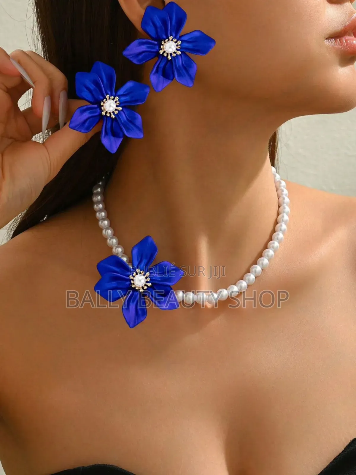 Bijoux (Bague , Boucle d'Oreille )