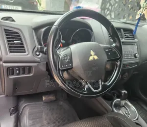 Mitsubishi Outlander 2017 Gris