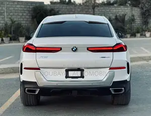 BMW X6 xDrive40i 2021 Black