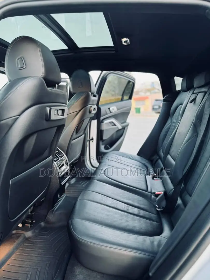 BMW X6 xDrive40i 2021 Black