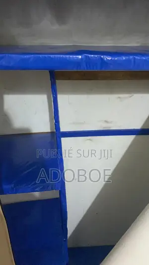 À Vendre – Armoire En Tissu Couleur Beigearmoire En Tissu.