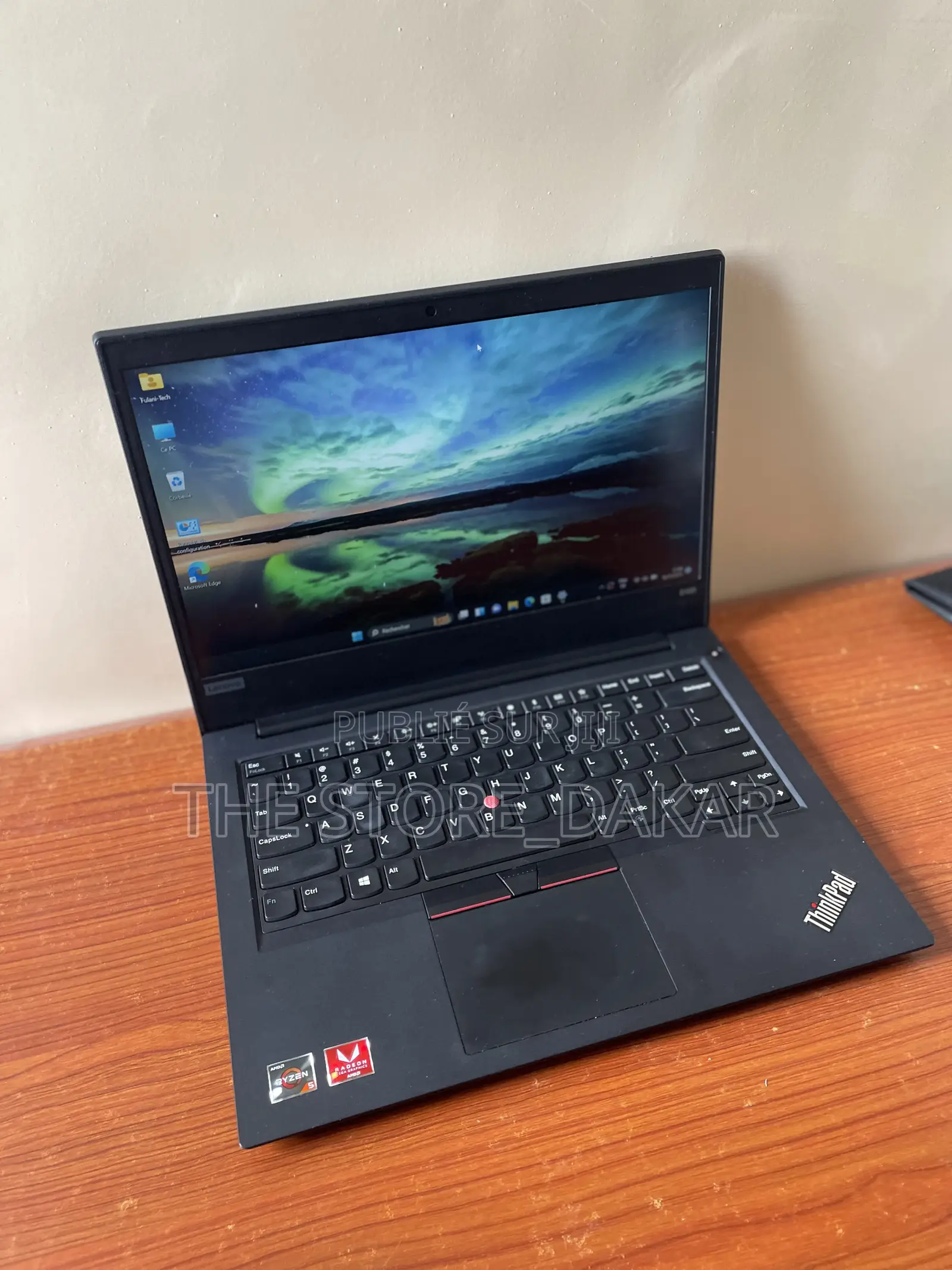 Lenovo B Black