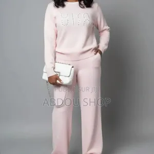 Ensemble Miu Original Disponible