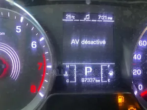 SsangYong Korando 2019 Gris