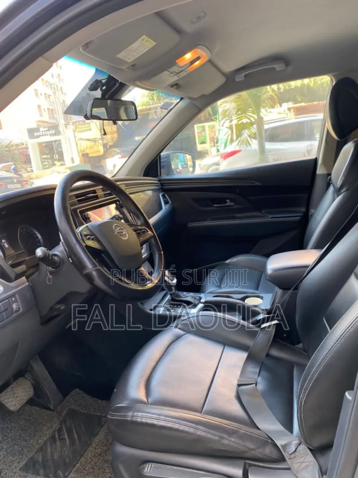 SsangYong Korando 2019 Gris