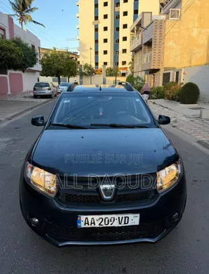 Photo - Dacia Sandero 2012 Black