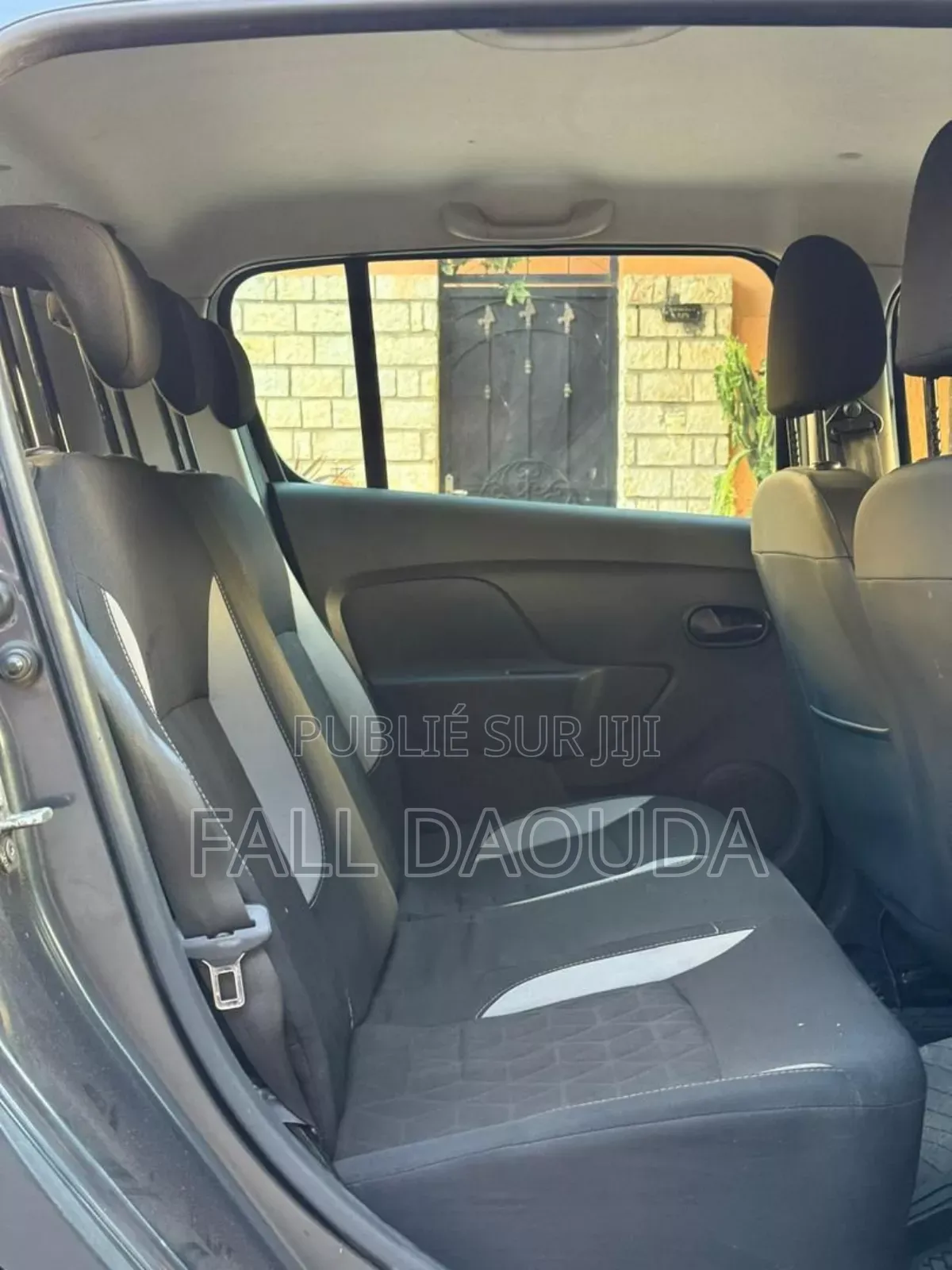 Dacia Sandero 2012 Black