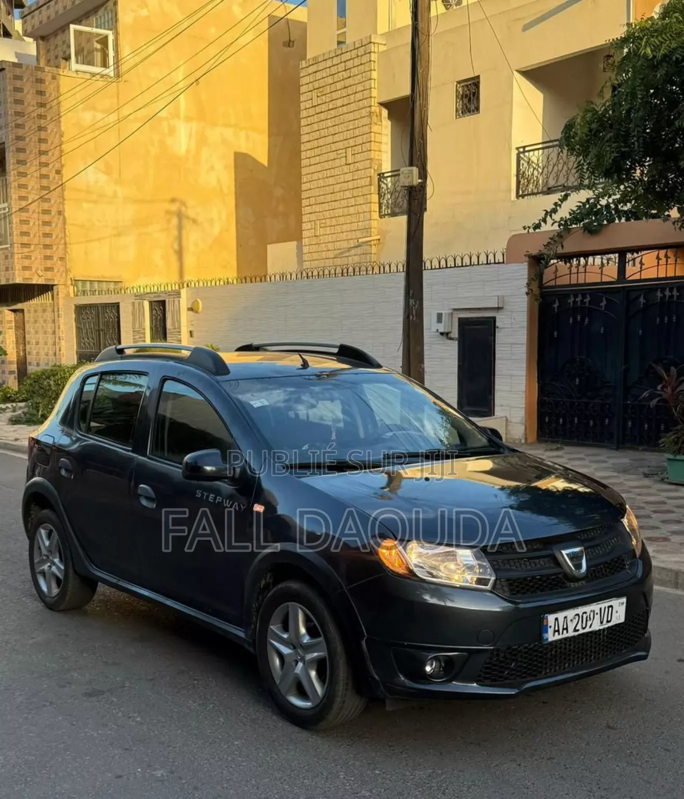 Dacia Sandero 2012 Black