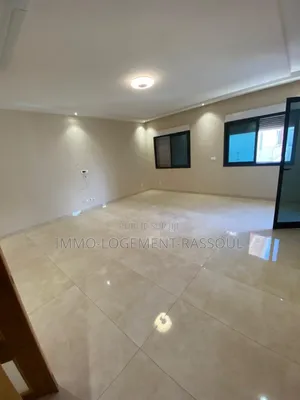 3chbre Appartement dans , Ouakam à Louer
