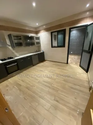 Photo - 3chbre Appartement dans , Ouakam à Louer