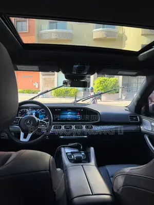 Photo - Mercedes-Benz GLE-Class GLE 350 2020 Gris