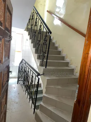 13chbre Maison dans , Thiaroye à Vendre