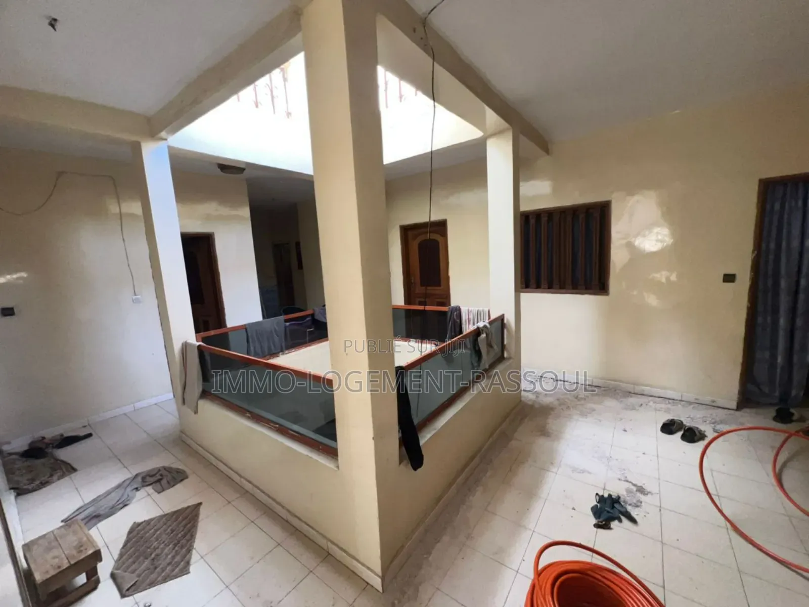 13chbre Maison dans , Thiaroye à Vendre