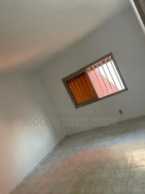 3chbre Appartement dans Cambérène à Vendre