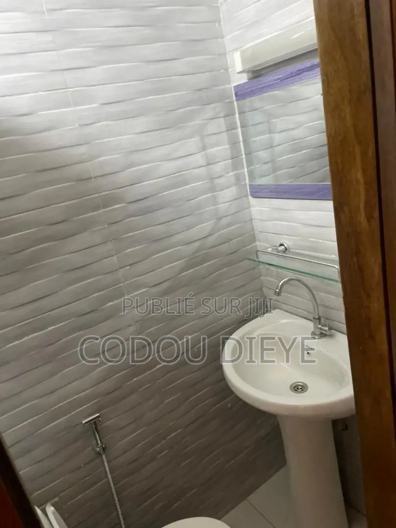 3chbre Appartement dans Cambérène à Vendre