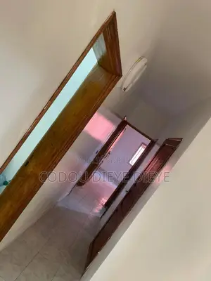 3chbre Appartement dans Cambérène à Vendre