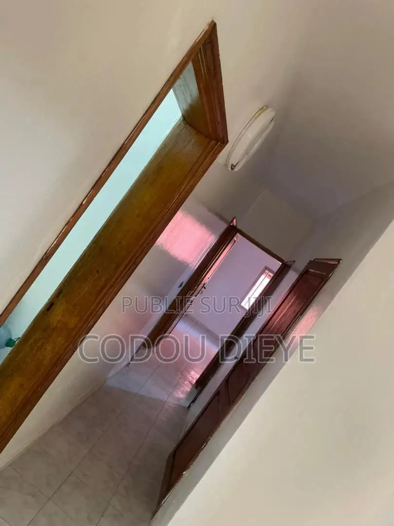 3chbre Appartement dans Cambérène à Vendre