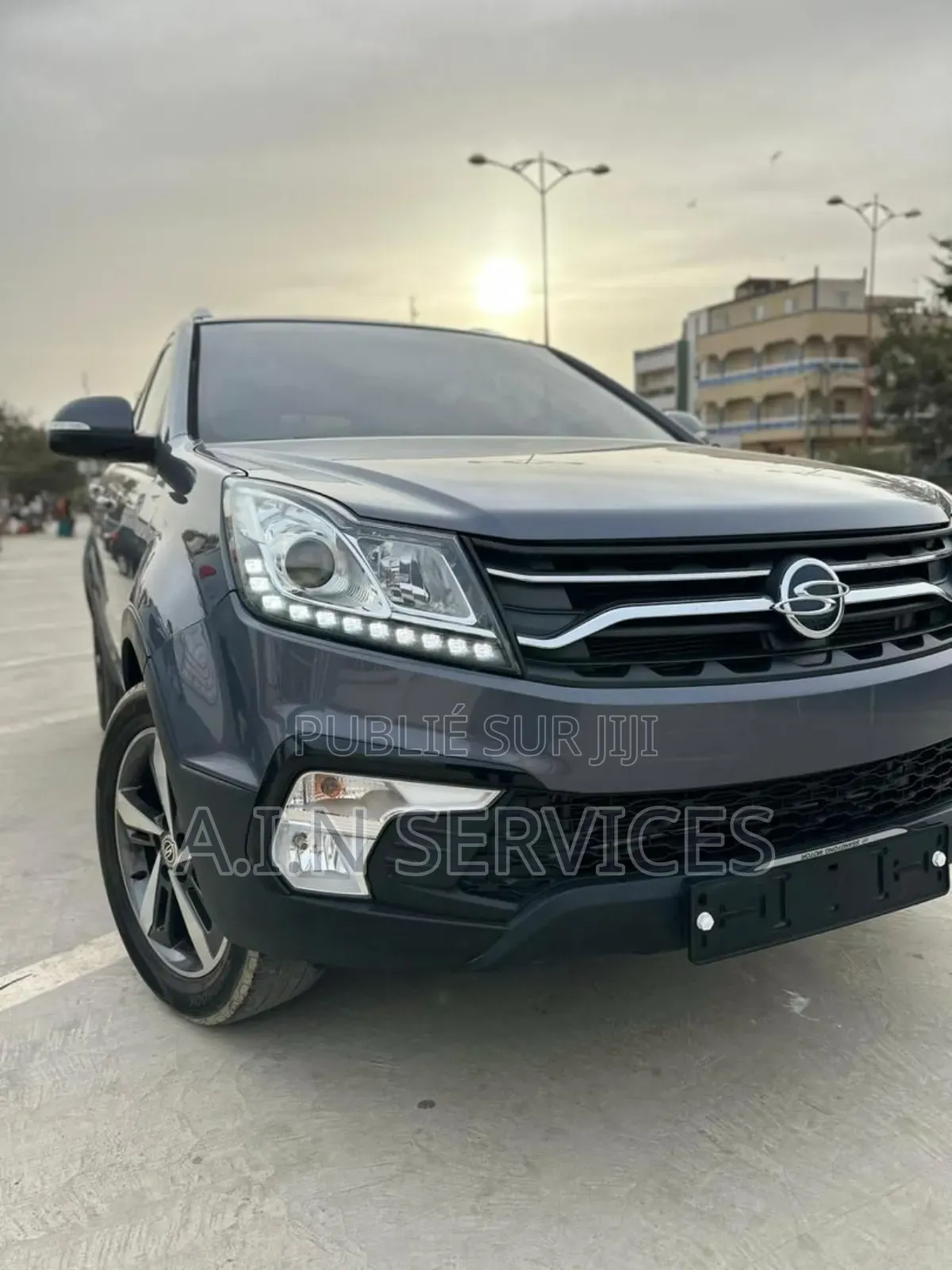 SsangYong Korando 2017 Gris