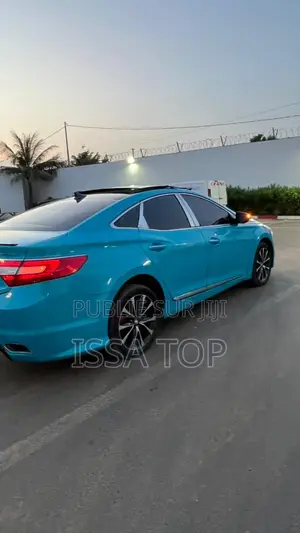 Hyundai Grandeur 2016 Blue